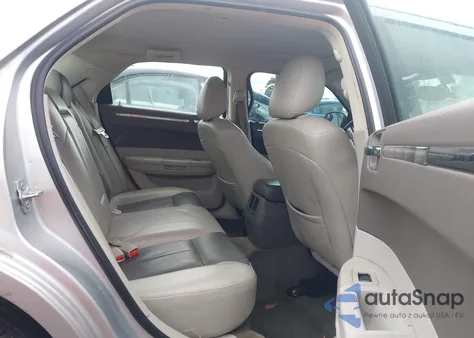 2008 Chrysler 300 Touring z USA, uszkodzony, nr VIN 2C3LA53G78H187250